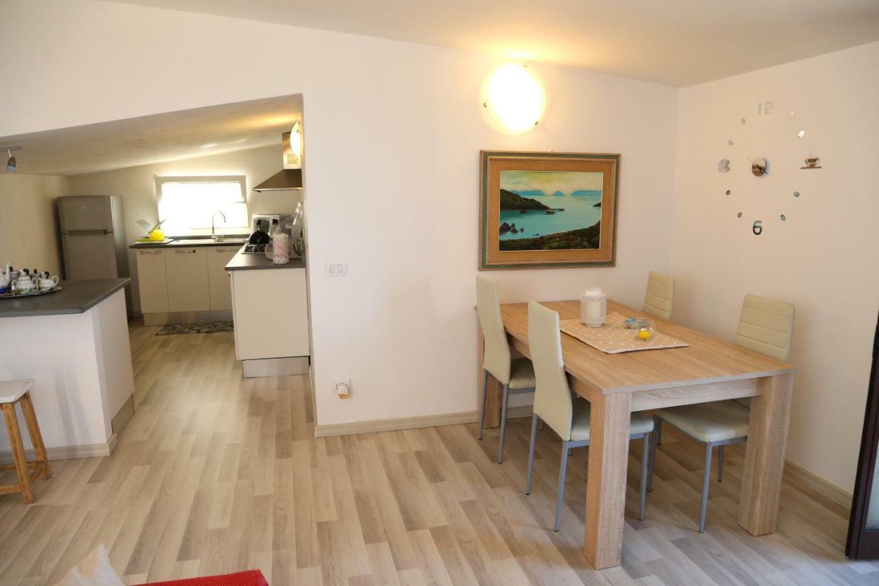Apartamento La Petronilla Castelsardo Exterior foto
